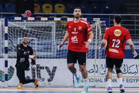 الأهلي يهزم طلائع الجيش.. والزمالك يتفوق على سموحة بدوري اليد